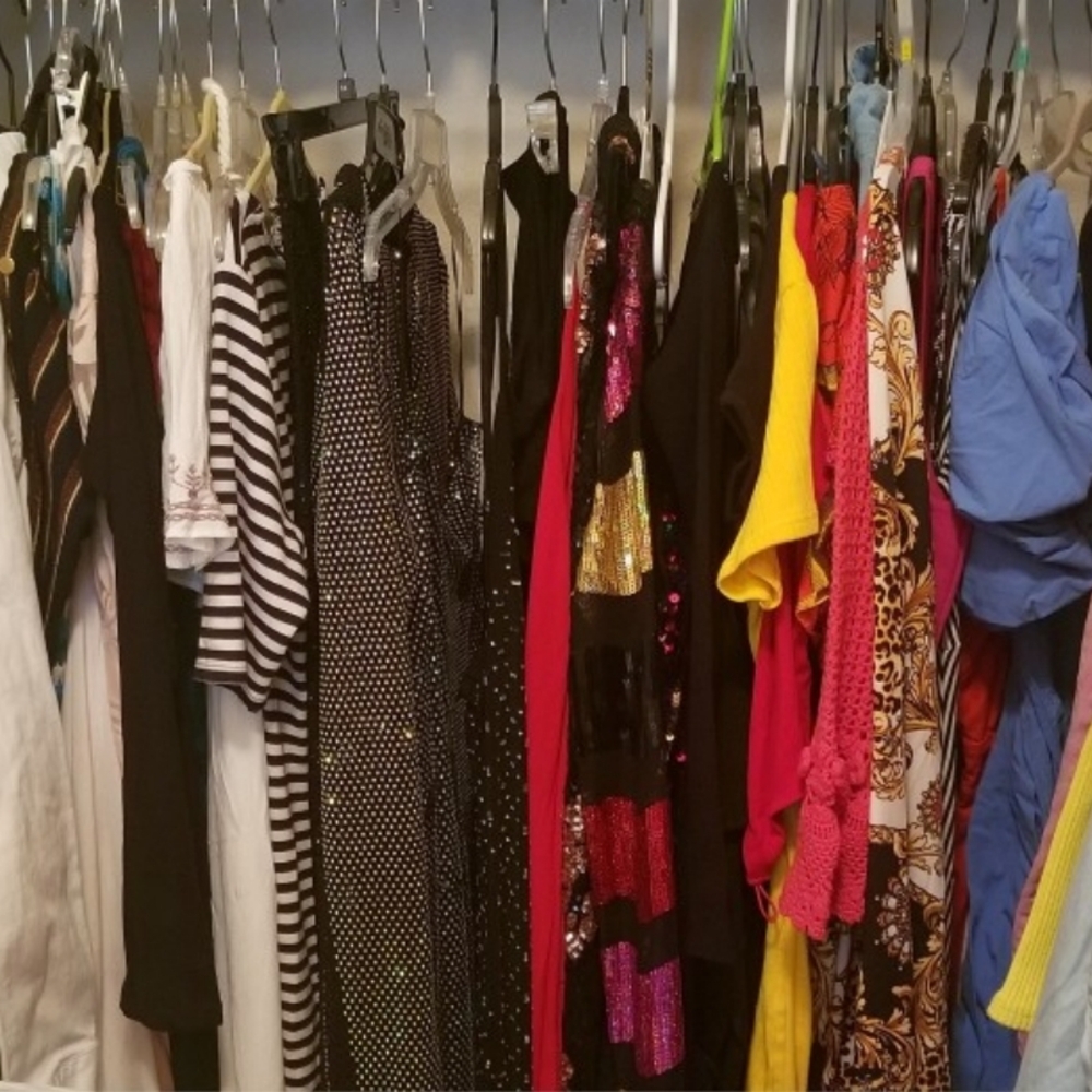 Assorted Clothing Collection - Picture 8 of 10